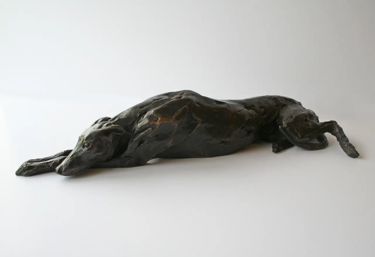 Stuart Anderson - lying greyhound   - 13/15
